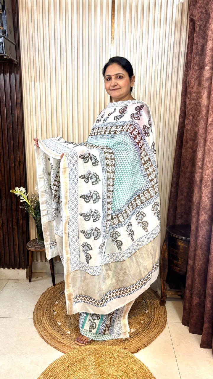 Maheshwari Silk Bagh Hand Block Printed Kurta Set With Tissue Zari Pallu Dupatta - Set of 3