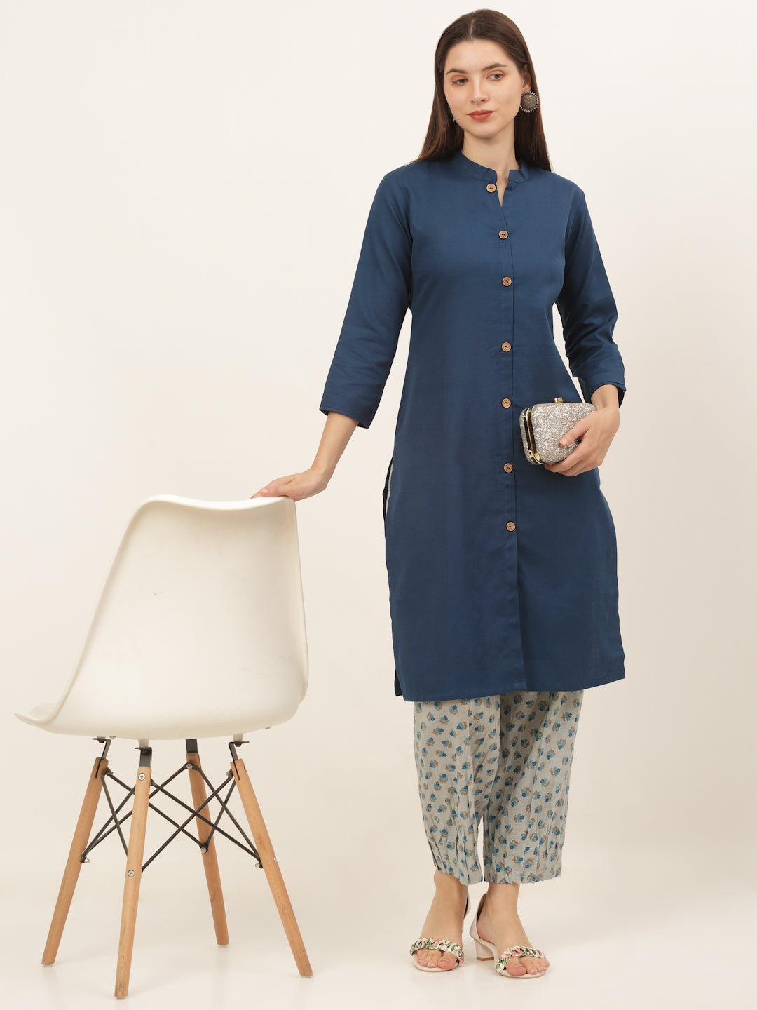 Women Blue Solid Cotton Kurta