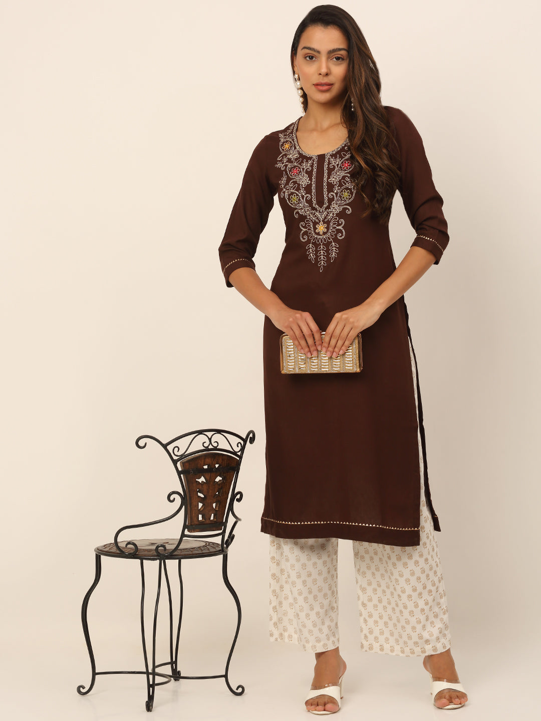 Women Brown Paisley Yoke Design Keyhole Neck Thread Work Kurta