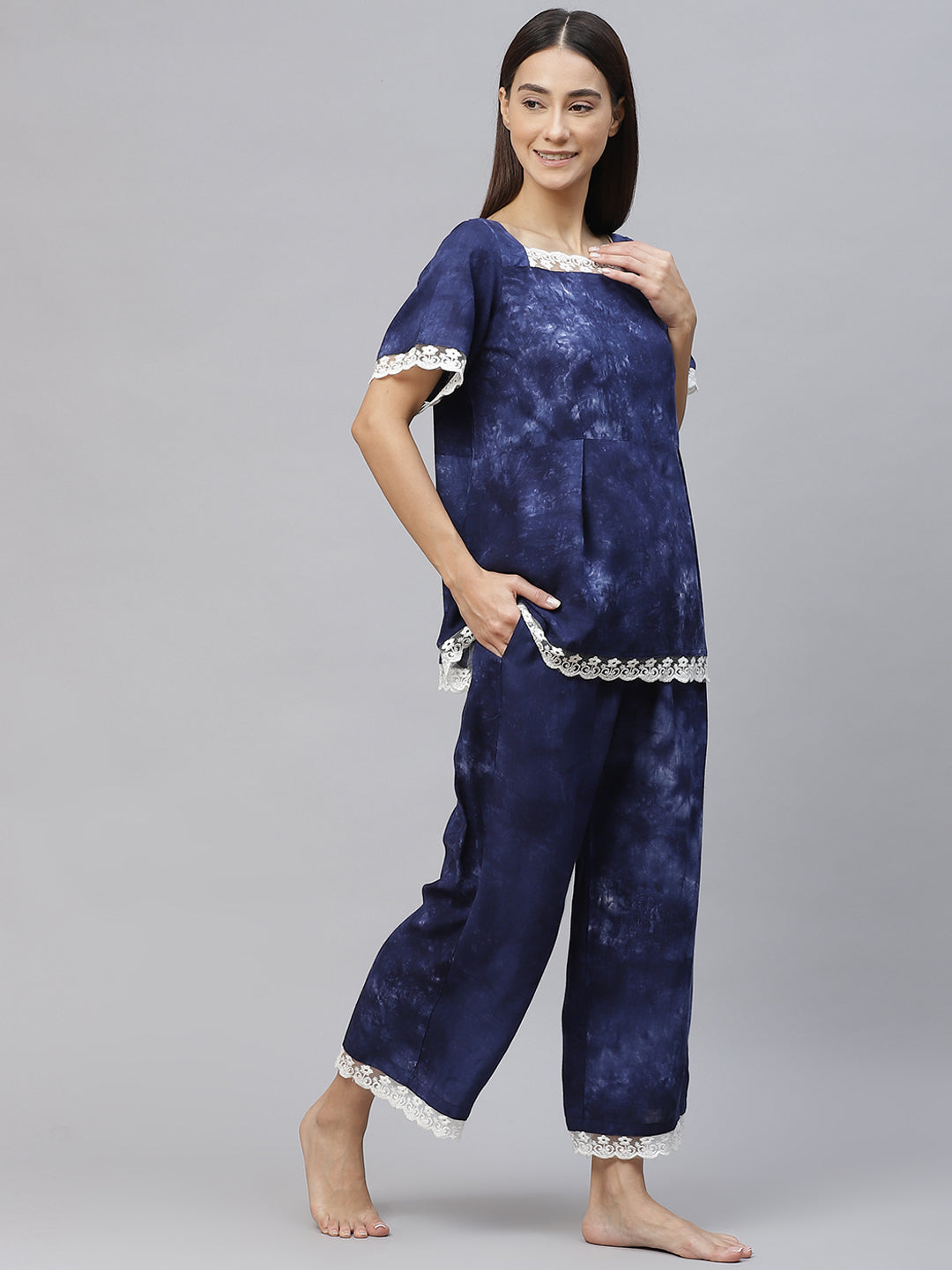 Women Navy Blue Tie & Dye Night suit