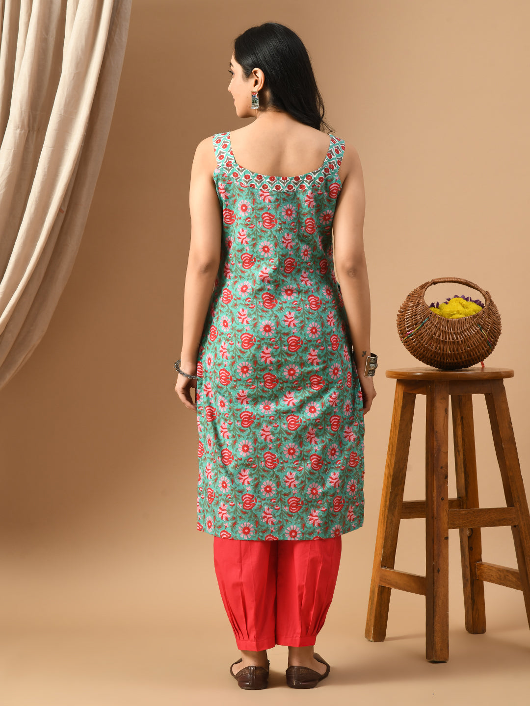 Pure Cotton green floral sleeveless kurta