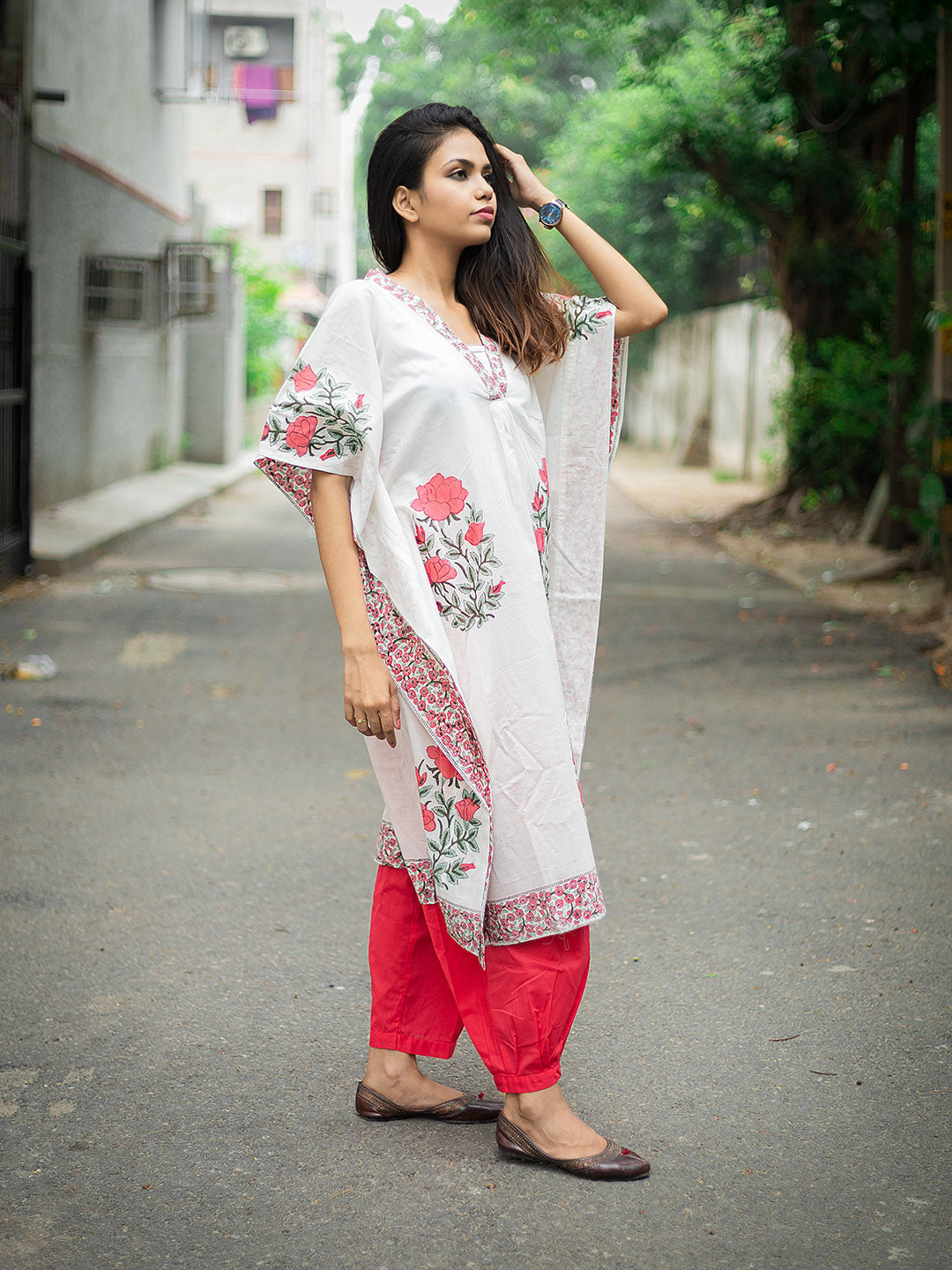 Handblock Printed Red Boota White Kaftan Kurta