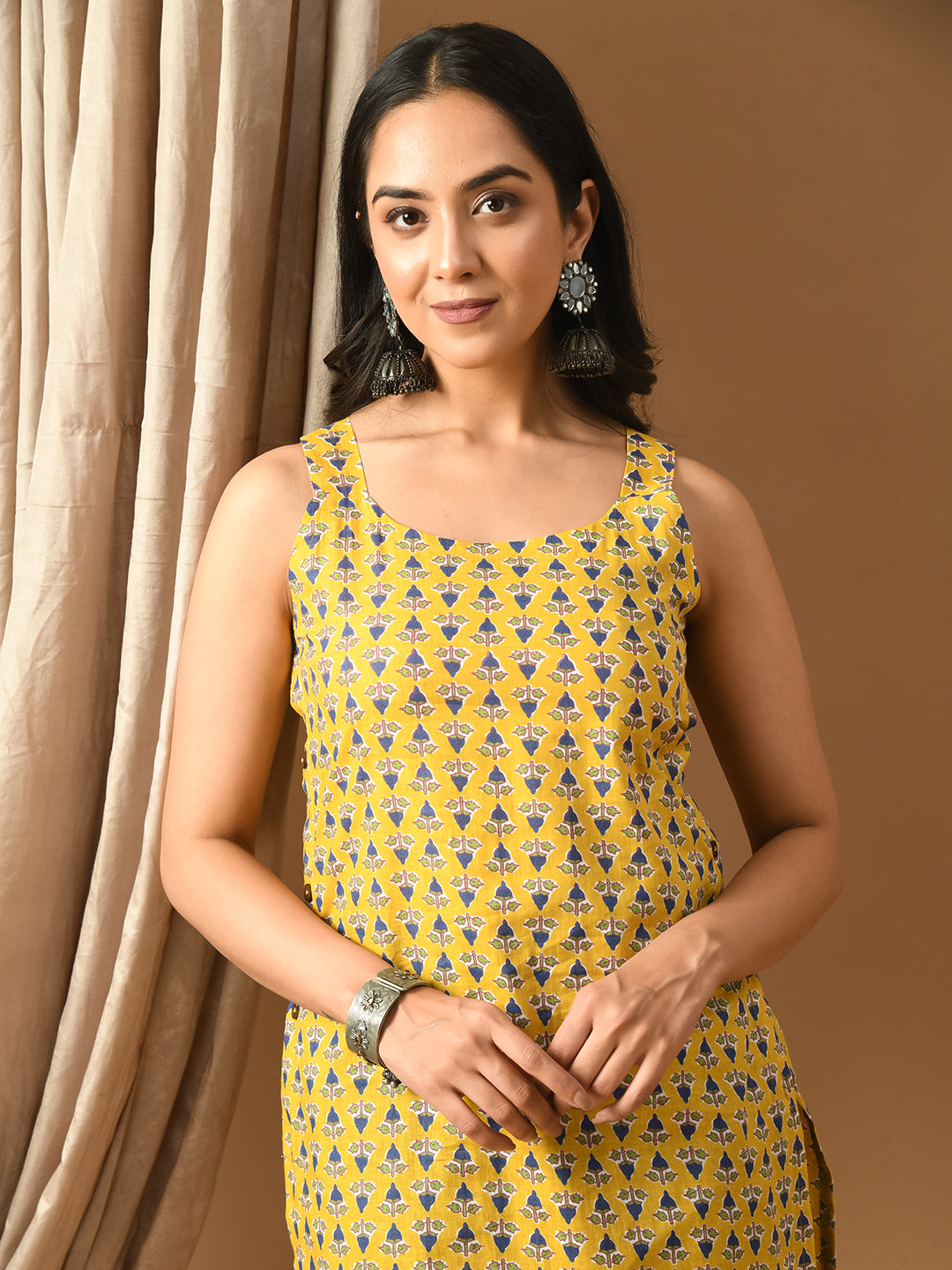 Pure Cotton yellow printed sleeveless kurta