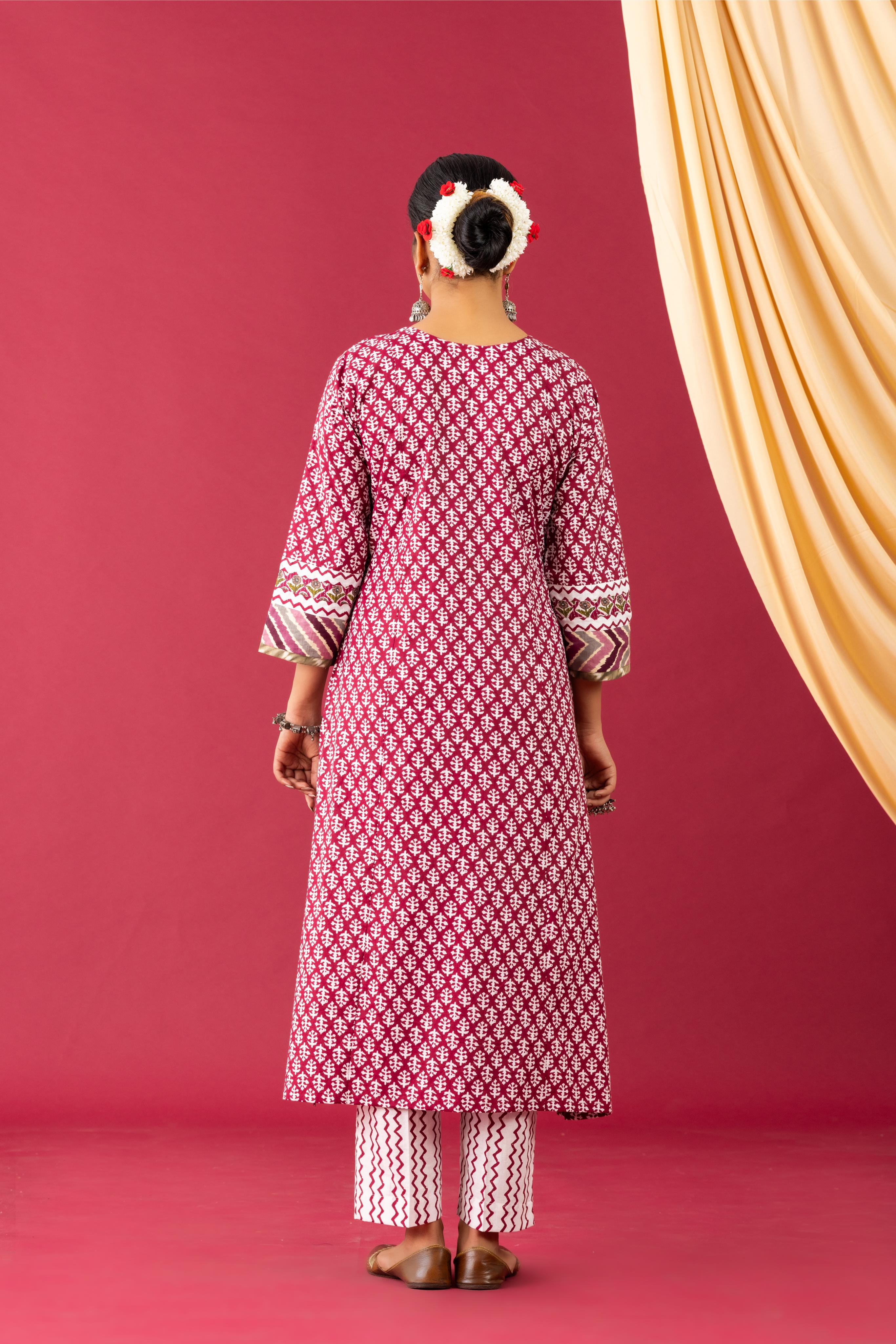 Bahaar Wine booti cotton kurta set