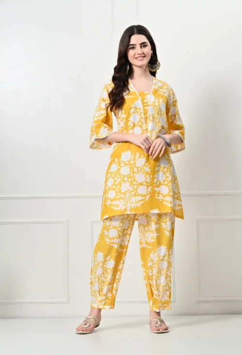 Yellow Big Floral Kurta set with Lace Details