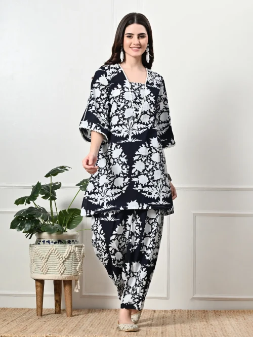 Black Floral Kurta set with Lace details