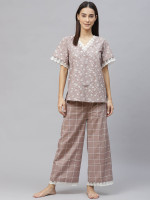 Women Brown & White  Pure Cotton Printed Night suit