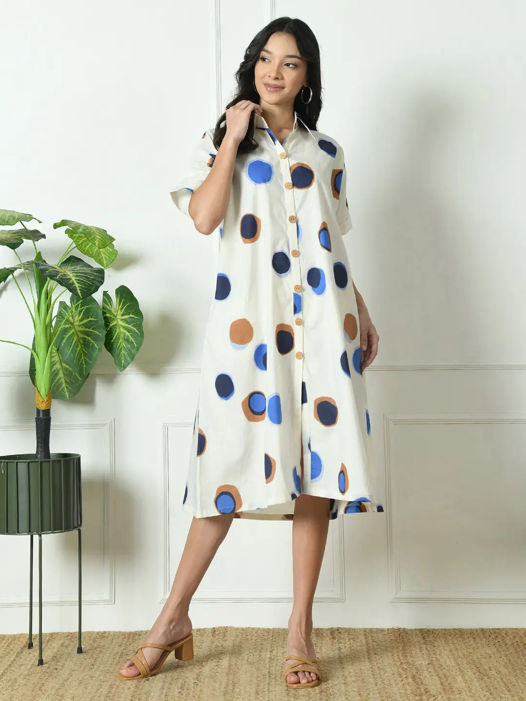 White Polka dots dress with collar